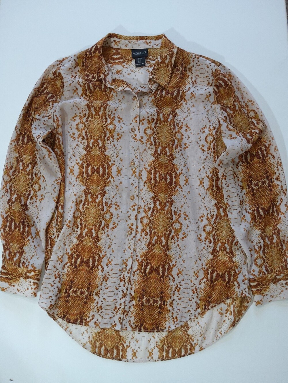 Rachel Zoe Button Down Shirt Womens Small Beige White Reptile Print Indie Sleaze